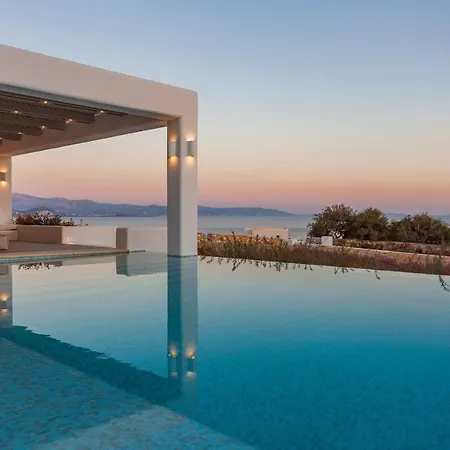 Paros Sleeps 11 Pool Air Con T714099 Villa *