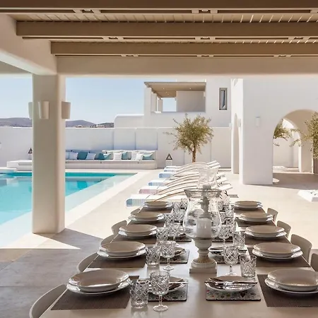 Paros Sleeps 11 Pool Air Con T714099 *