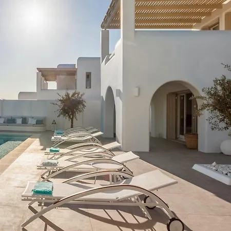 Paros Sleeps 11 Pool Air Con T714099 Villa *